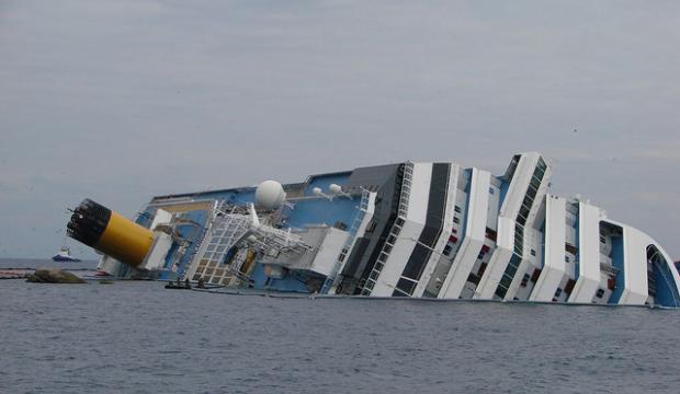 Costa Concordia - EU Humanitarian Aid and Civil Protection (CC BY-ND 2.0)